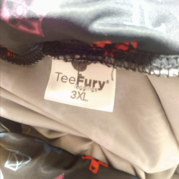 Tee Fury Videogame Leggings - Picture 2 of 5